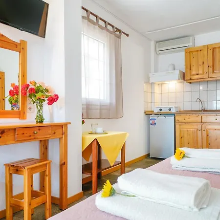 Apartment Niki Kinira