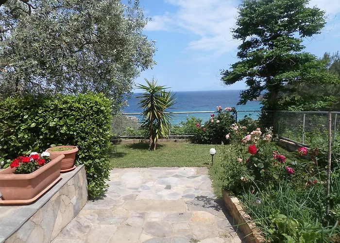 Apartment Niki Kinira